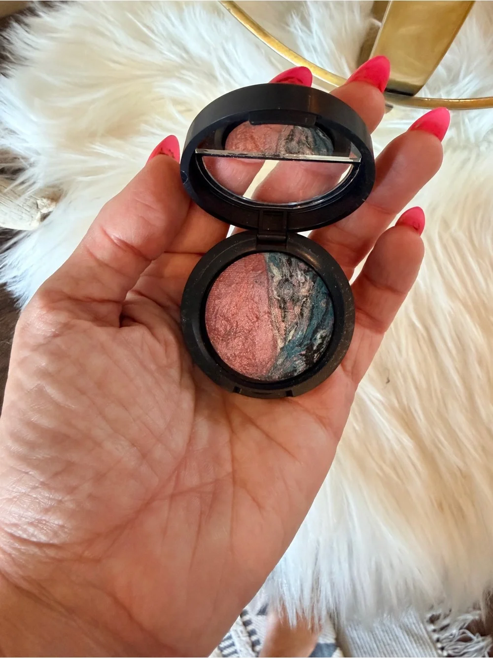 Laura Geller baked eyeshadow in moonstone blue heaven